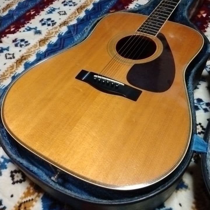 YAMAHA L-8 アコースティックギター 専用ケース付