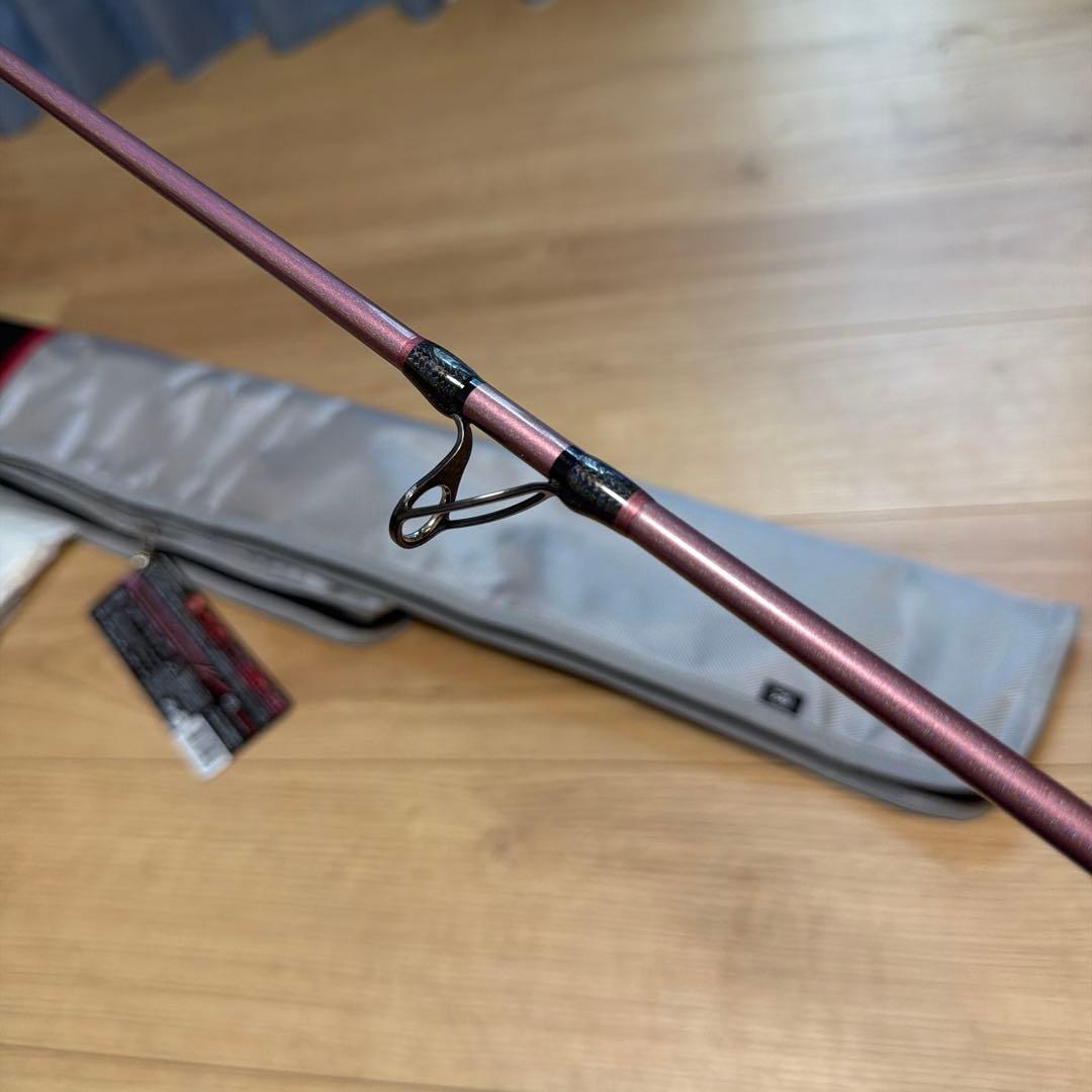 ダイワ　23トーナメントマスタライズキス AGS 30-405LM・W 美品