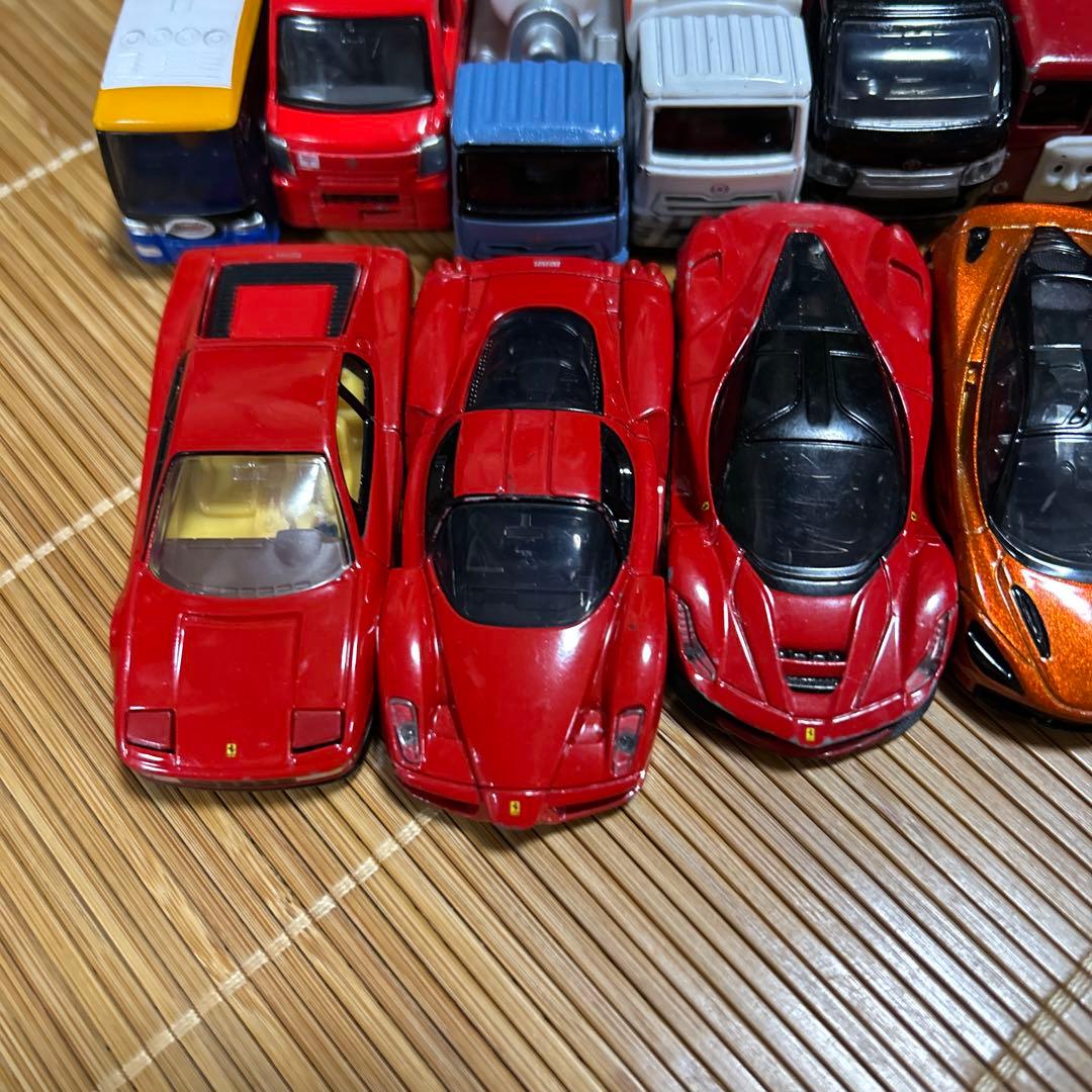 ミニカーセット ２６個