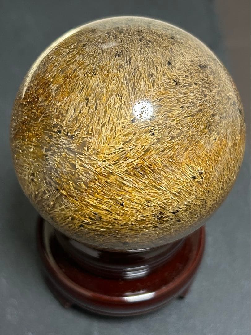 ゴールデンルチルクォーツクリスタル　丸玉　404.5g