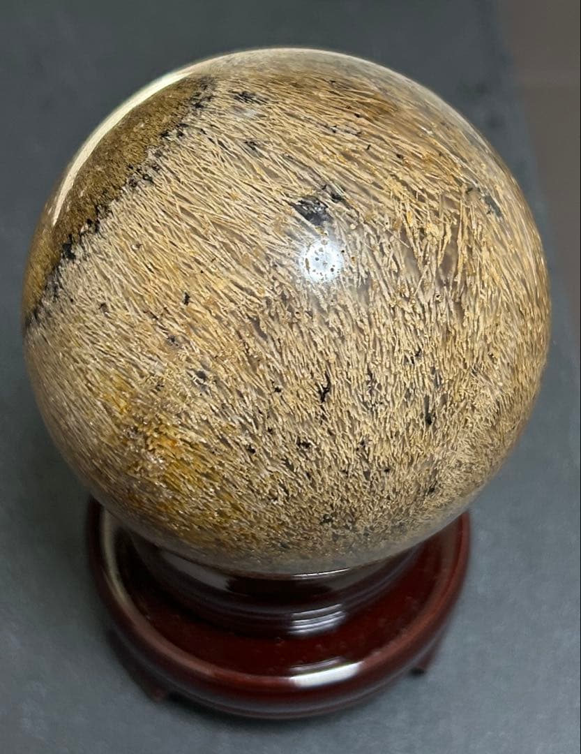ゴールデンルチルクォーツクリスタル　丸玉　404.5g