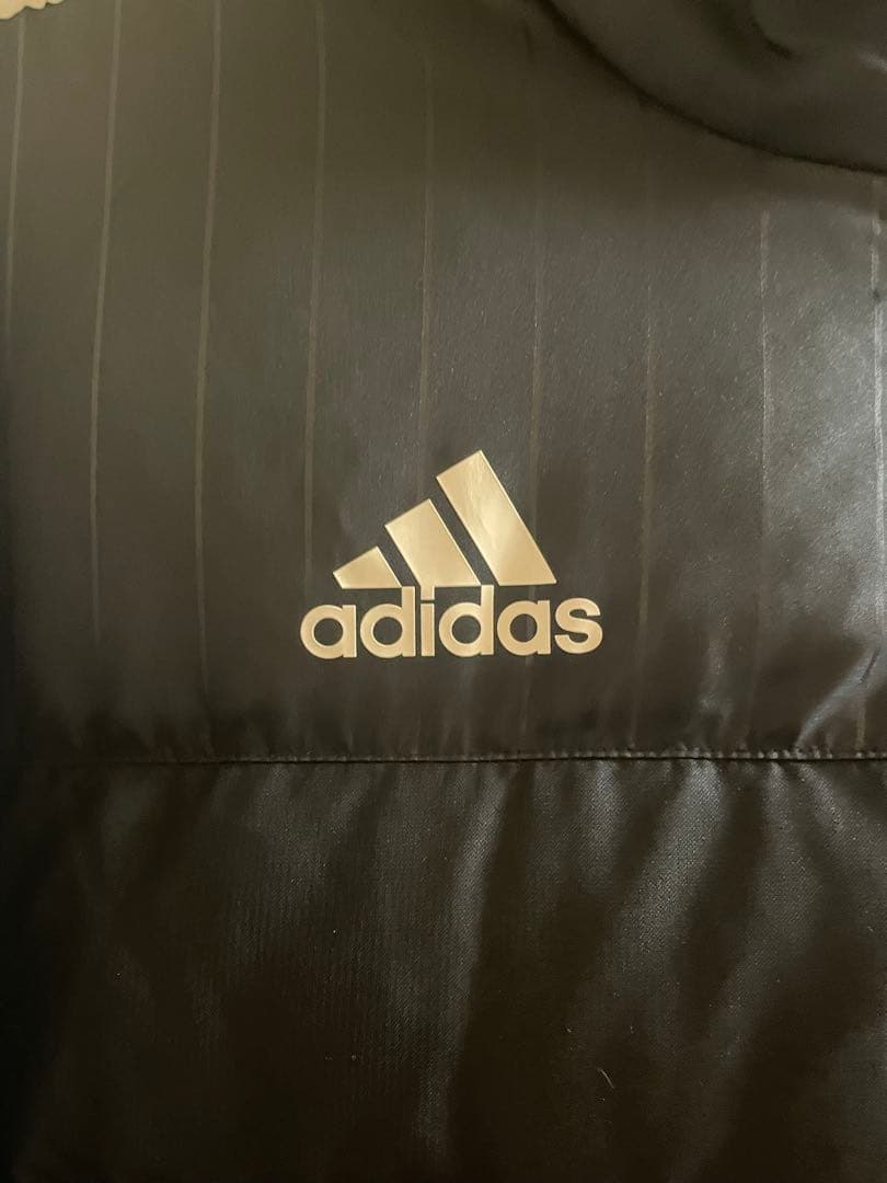 adidas フード付きブラックダウンコート　M 美品　ロング　アディダス