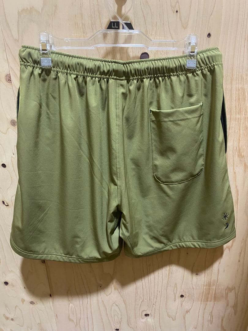 ルースイソンブラ　ストレッチショートパンツ