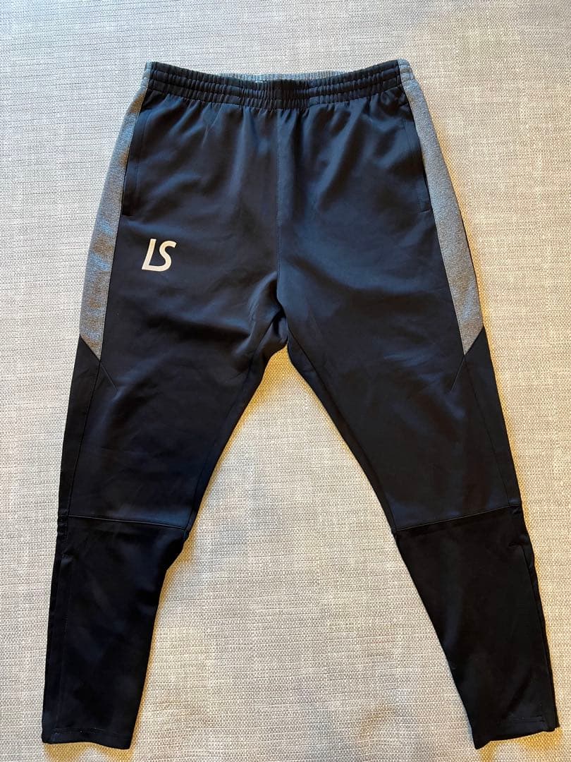 【美品】 LUZeSOMBRA ルースイソンブラ 上M下XLトレーニングウェア