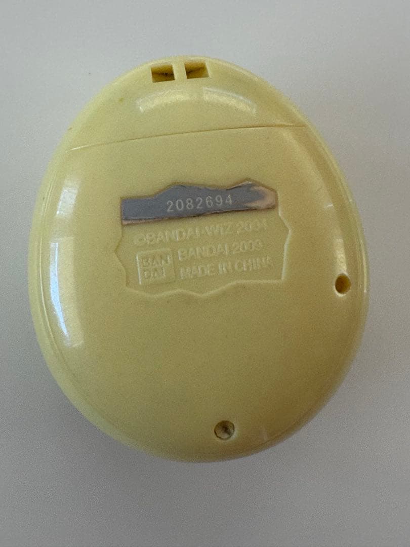 たまごっち Tamagotchi iD イエロー
