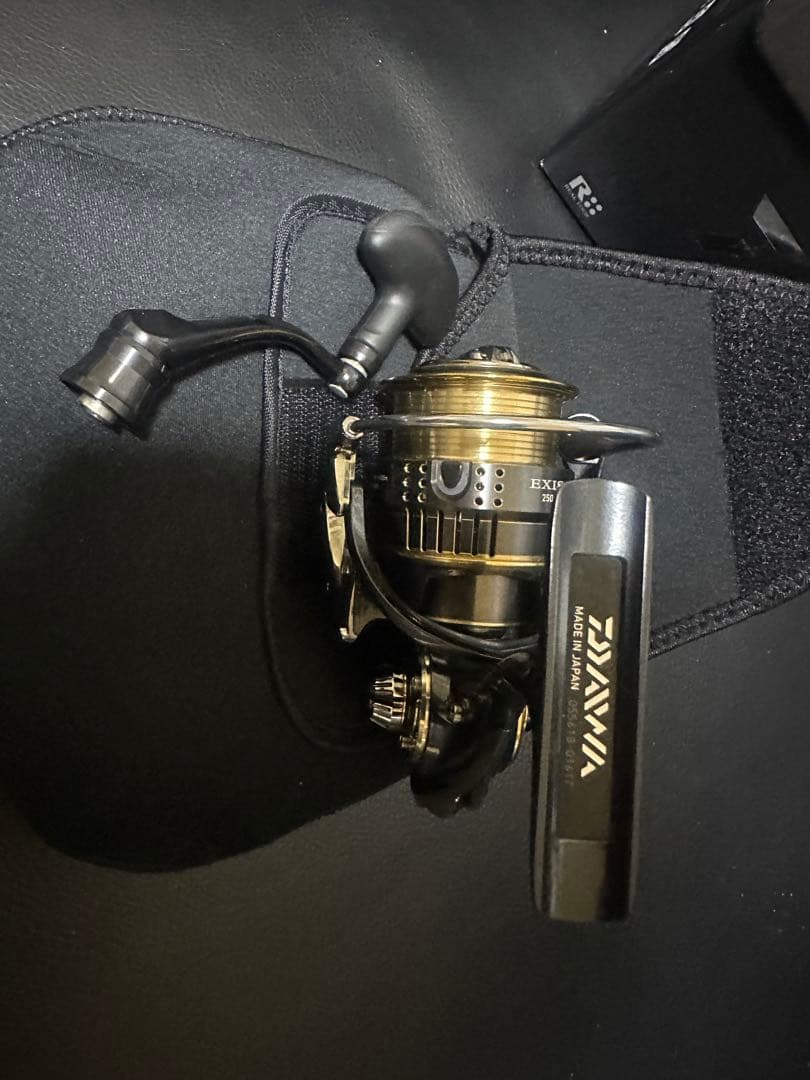 DAIWA EXIST 2508PE スピニングリール
