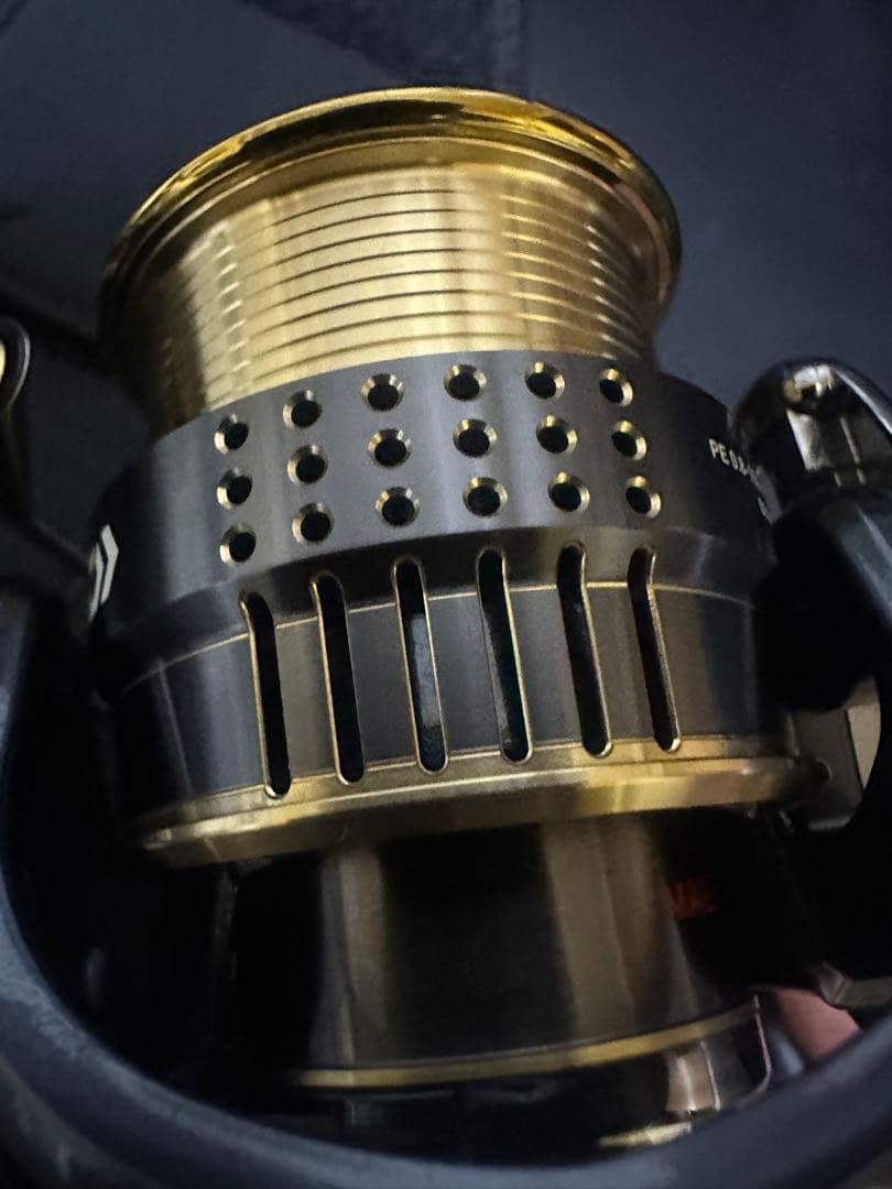 DAIWA EXIST 2508PE スピニングリール
