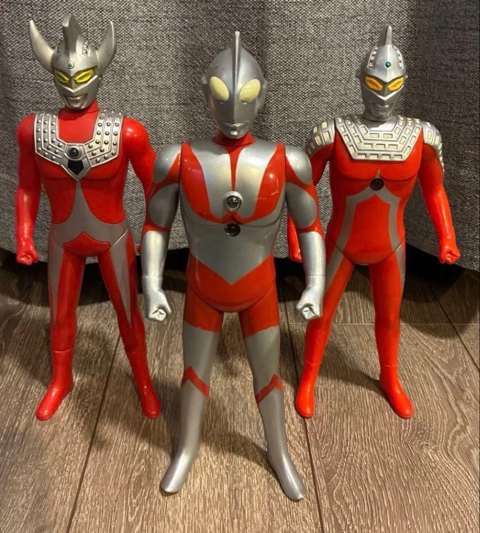 ウルトラマンシリーズ　バンダイ1993 フィギュア　3体セット　28cm