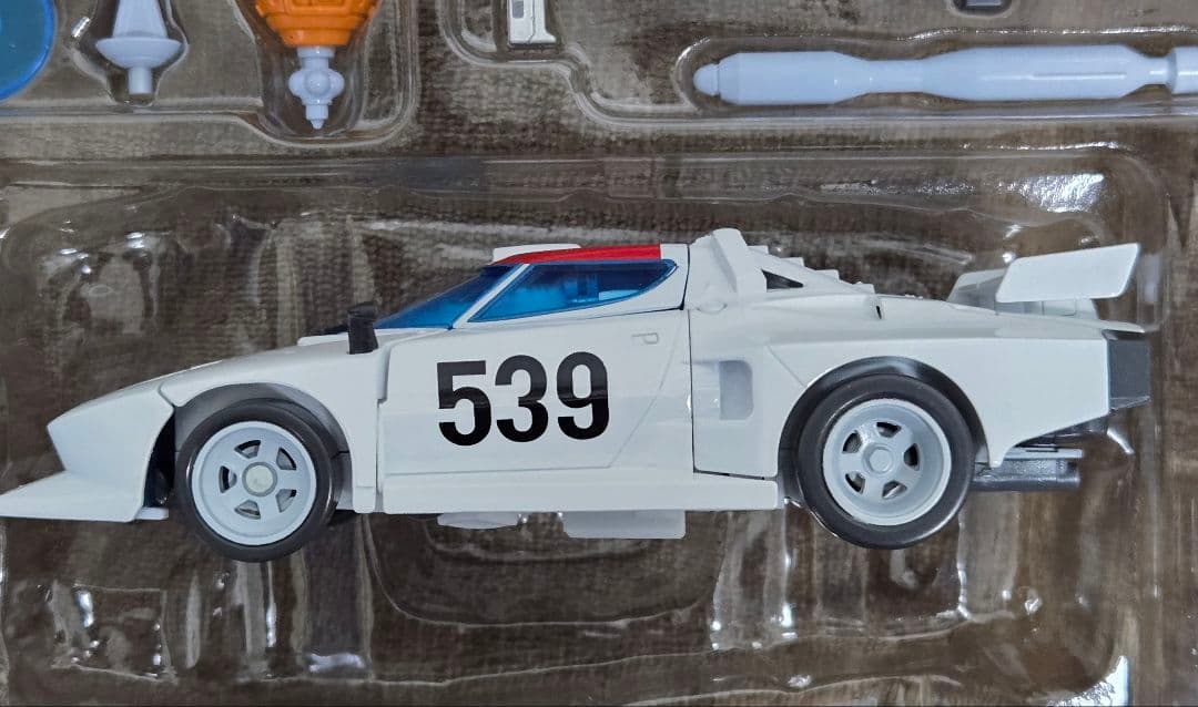 トランスフォーマー マスターピース MP-20+ ホイルジャック アニメカラー