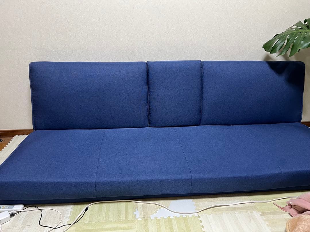 今だけ16000円→12000円！！アイリスプラザ ソファベッド　テーブル付き