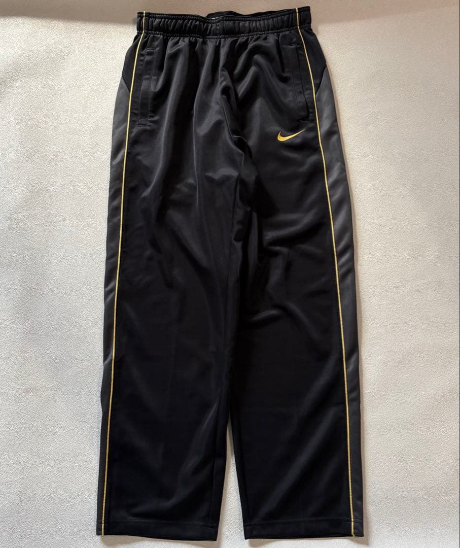美品✨ NIKE ナイキ ジャージ 上下セット 黒 ゴールドM トレーニング
