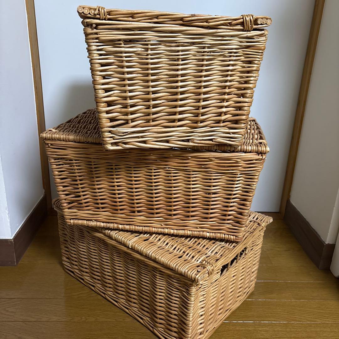蓋付き籐バスケット