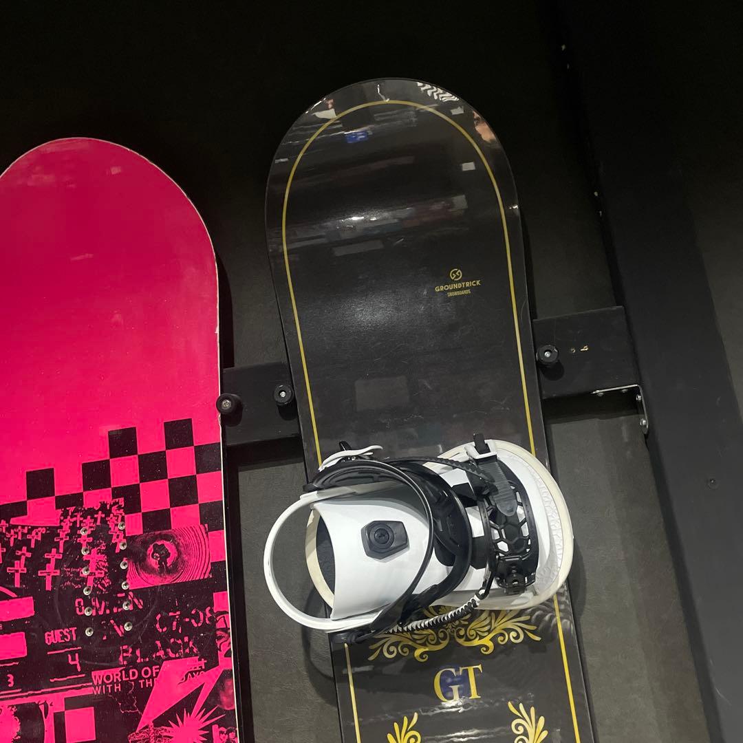 GT board BASE 25-26スノーボード 黒/金