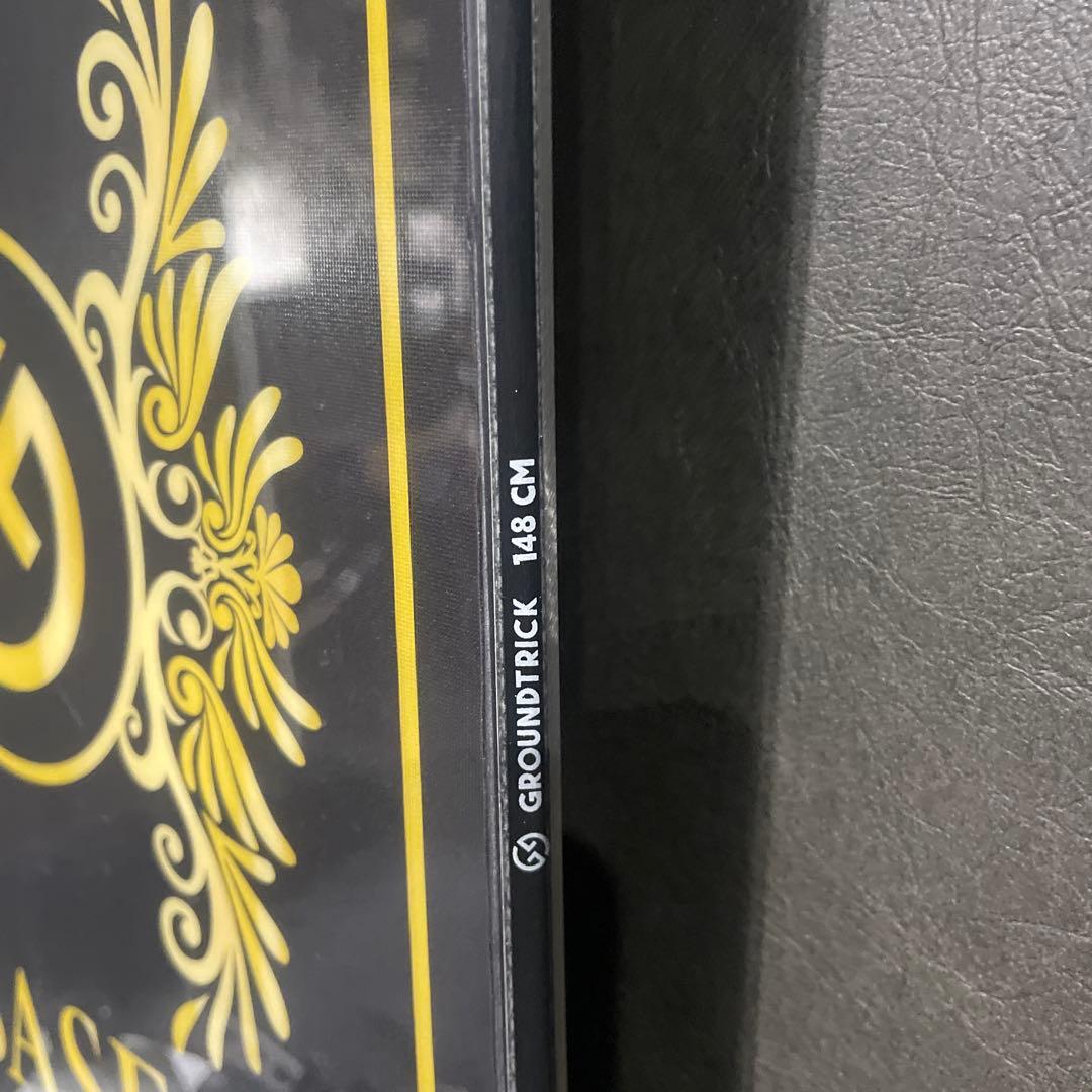 GT board BASE 25-26スノーボード 黒/金