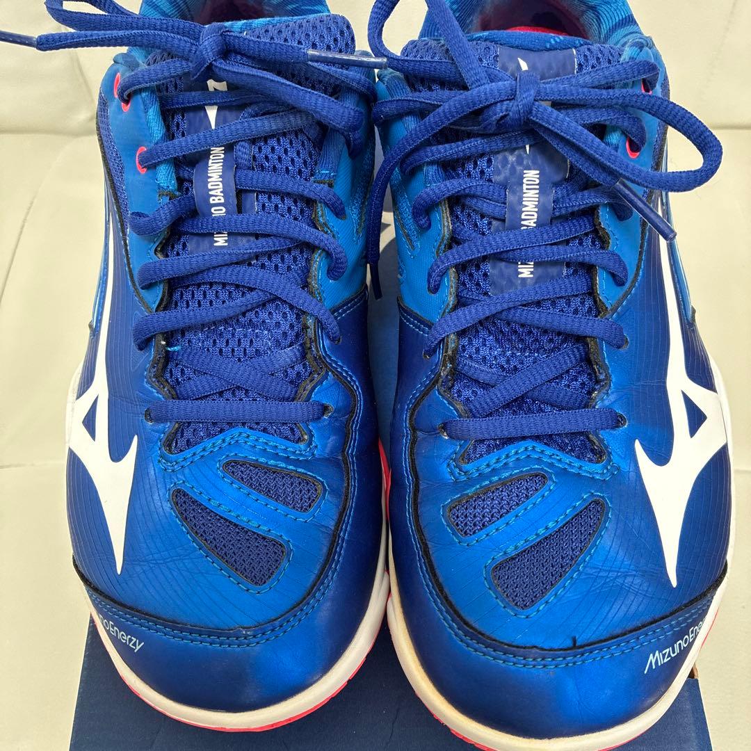《美品》ミズノWAVE CLAW2 3E バドミントン靴　25