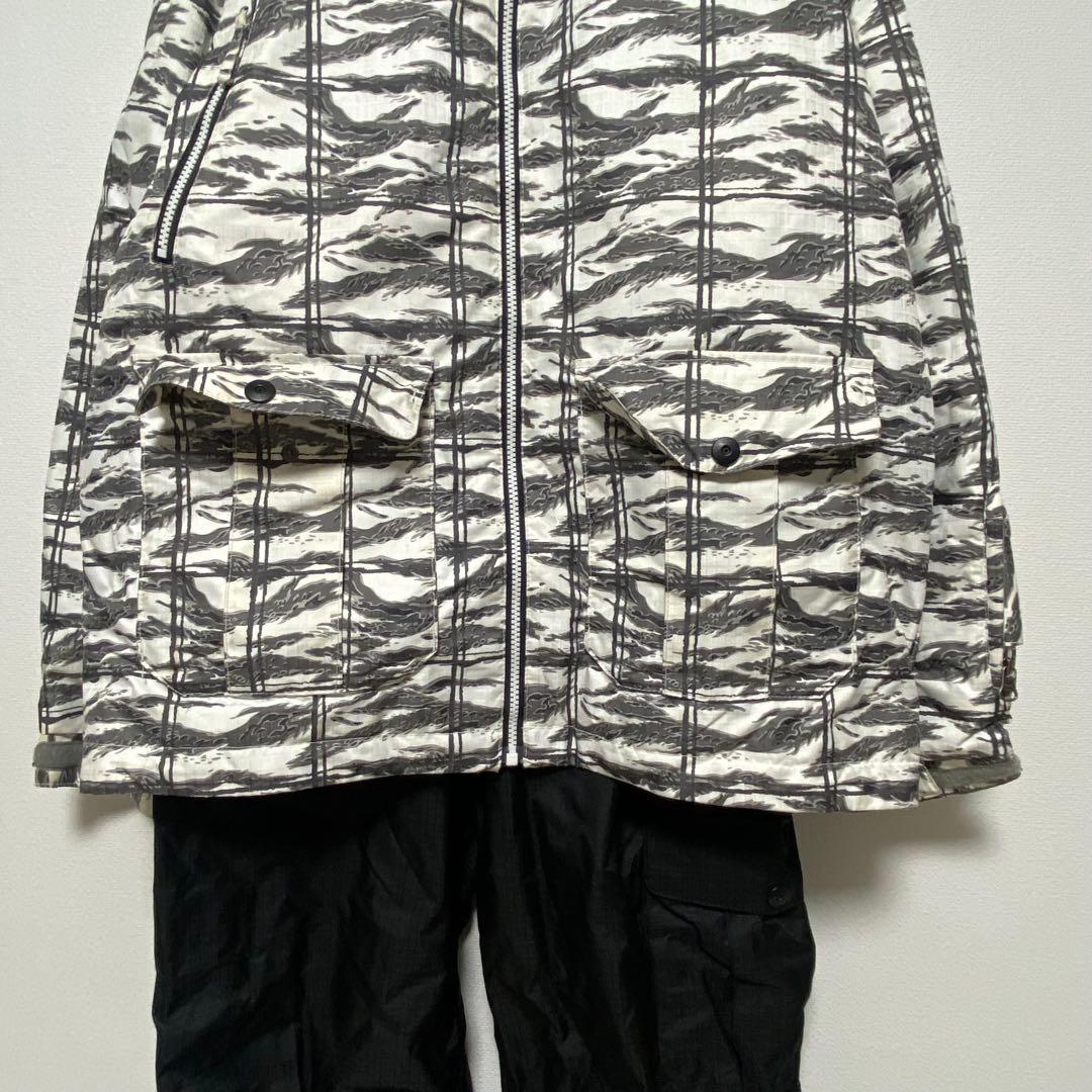 【土日限定価格】KISSMARK スノーボード／スキー兼用ウェア 上下セット
