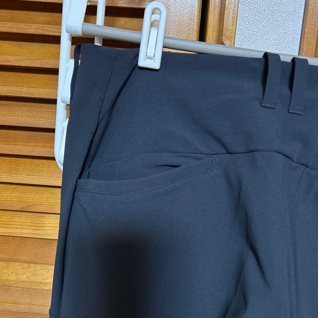 デサントパンツ　ストレッチ　ブラック