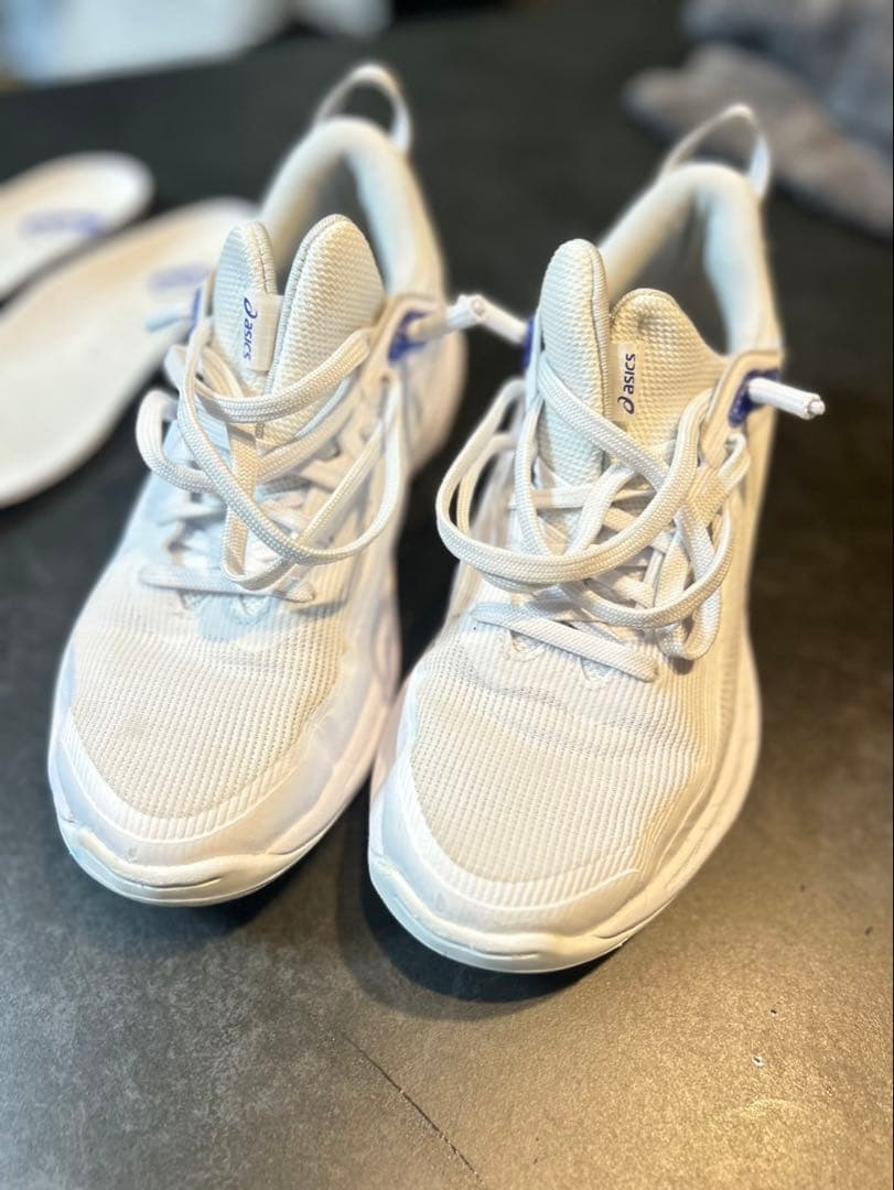 ASICS GLIDE NOVA FF 4 ホワイト/ブルー　半額