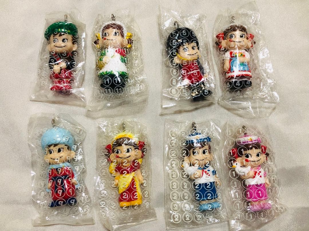 希少！当時物！未開封！不二家ミニミニペコちゃんシークレット+レア物入&おまけ付き