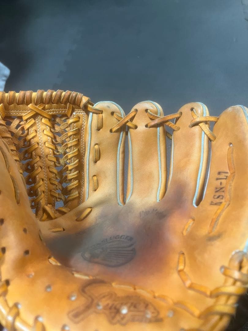 Slugger BSL-17 野球グローブ 右手用