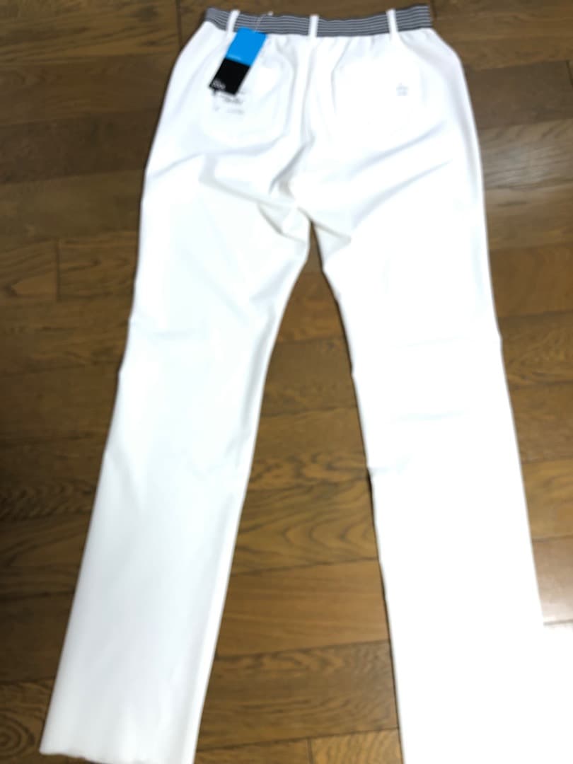 新品 L マンシングウェア 春夏用 薄手 ゴルフパンツ