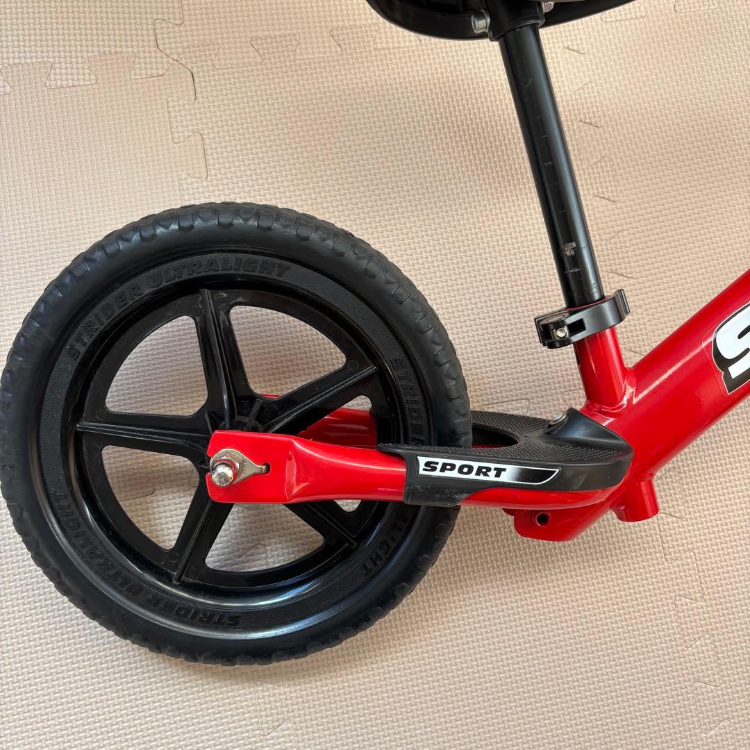 STRIDER スポーツ バランスバイク レッド