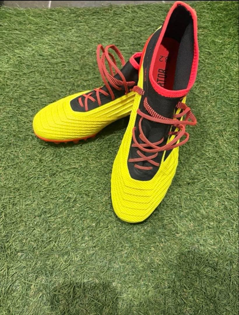 Adidas Predator 18.2 サッカースパイク26.5cm