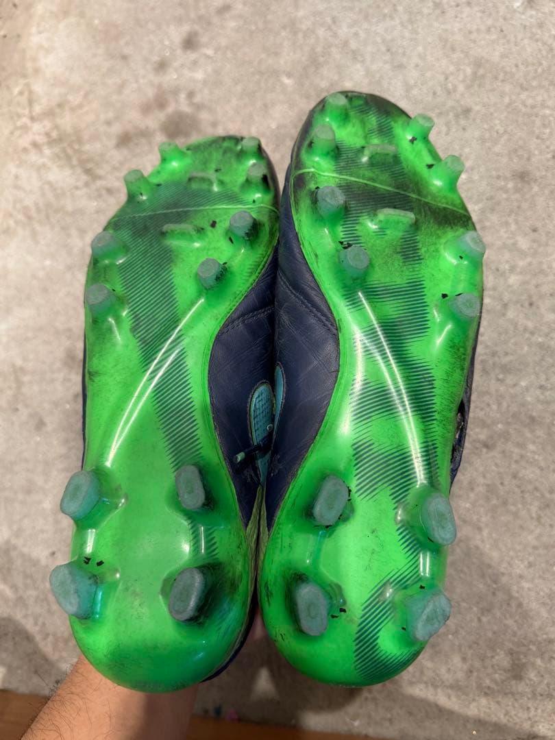 ナイキ　サッカースパイク　27.5cm