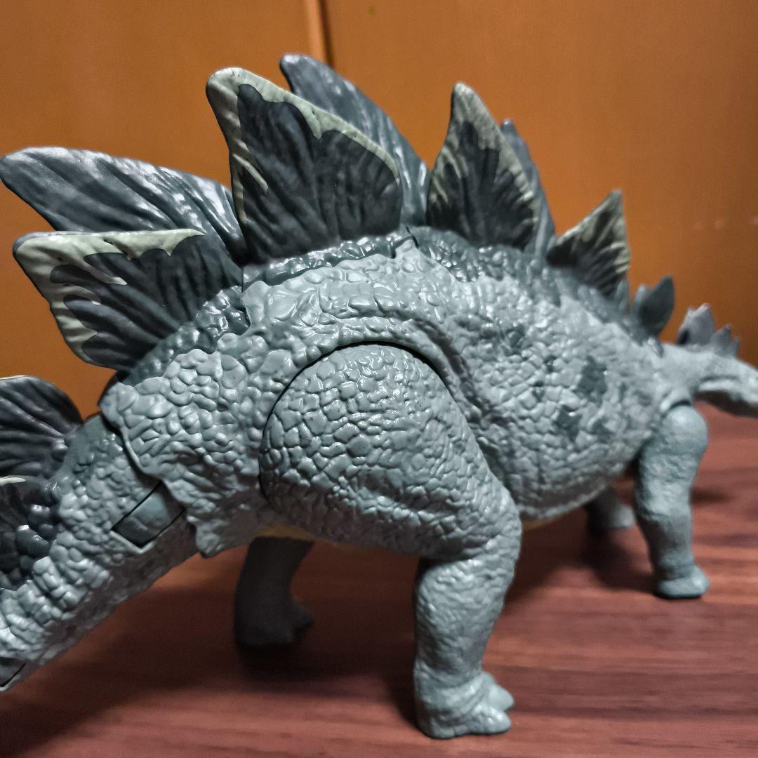 ジュラシックワールド アクションアタック ステゴサウルス フィギュア