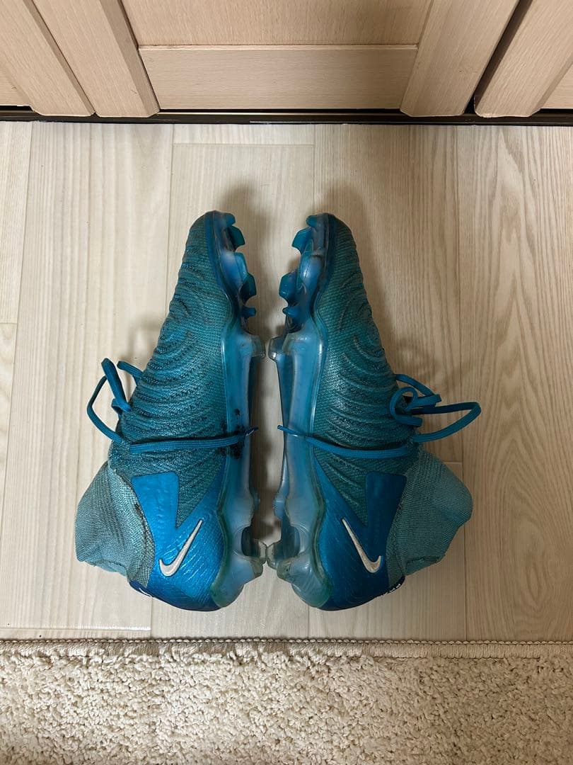 Nike ファントム ルナ 25.5cm