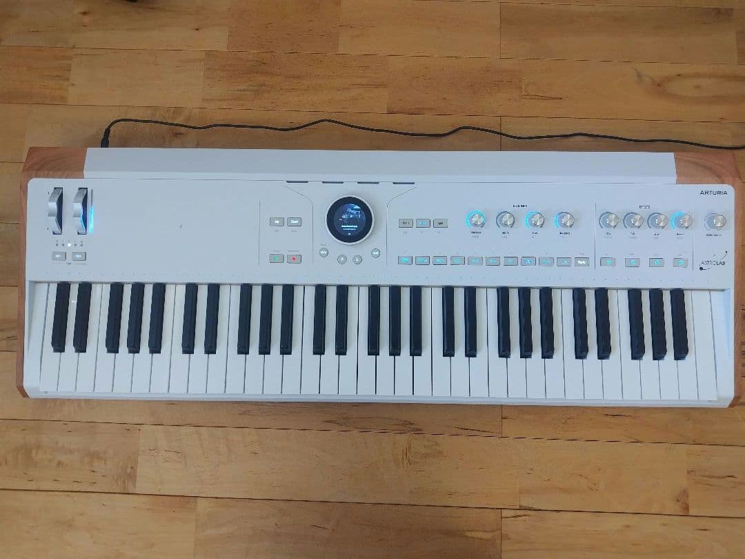 Arturia Astrolab61、ケースMono M80付き