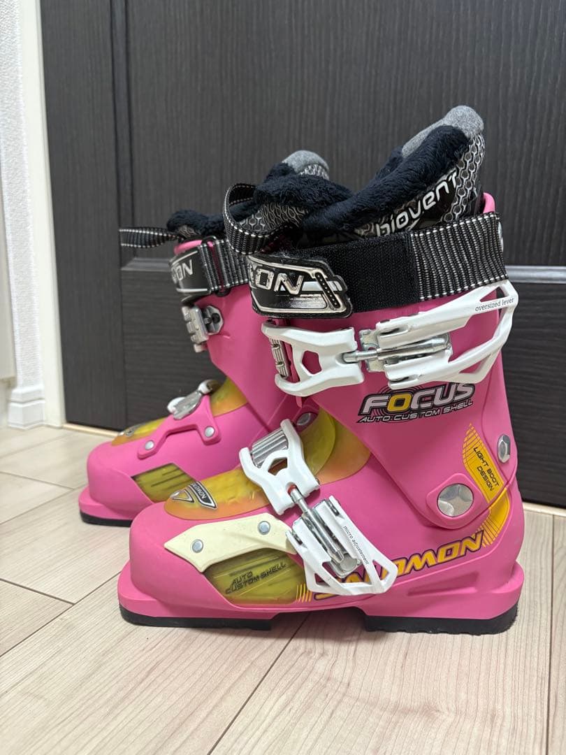 SALOMON サロモン Focus 女性用スキー靴 ピンク