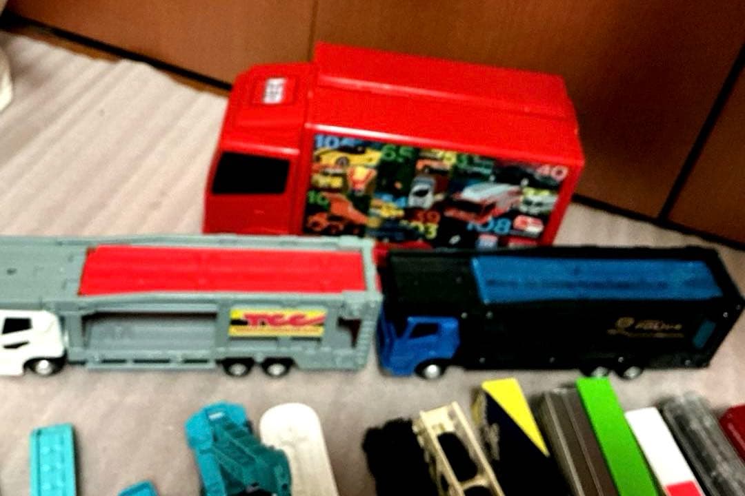 トミカ40台＋3台　働く車　ロングトミカ