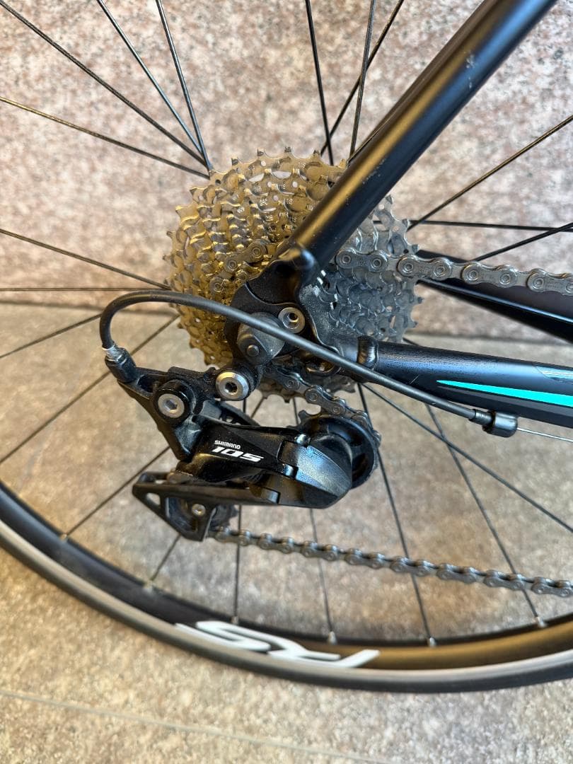 Bianchi Impulso 105 2018年モデル サイズ53