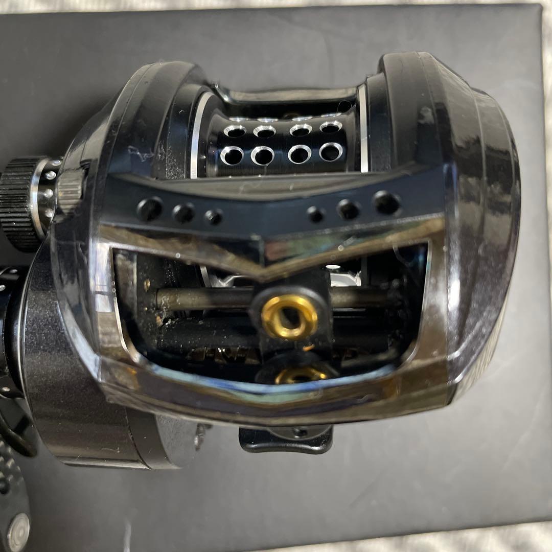 アブガルシアベイトリール REVO LTX -SHS右巻き ブラック《美品中古》