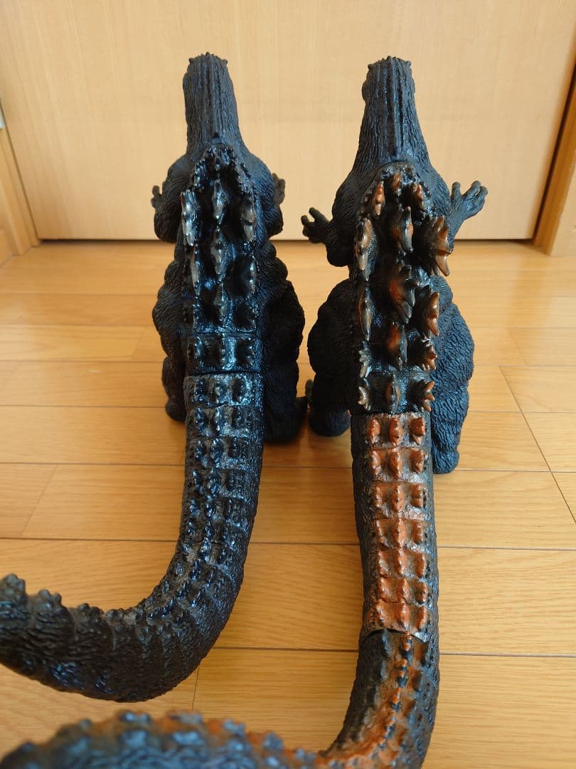 ゴジラ　動くフィギュア 2体セット