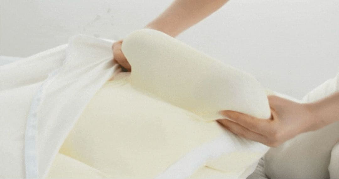 【冨士見茶太郎　未使用☀︎美品】女神の無重力枕　極上Float カバー付き