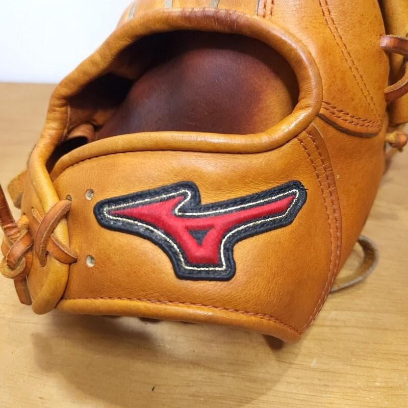 ミズノ ビクトリーステージ 限定モデル レッドラベル 内野用 硬式グローブ