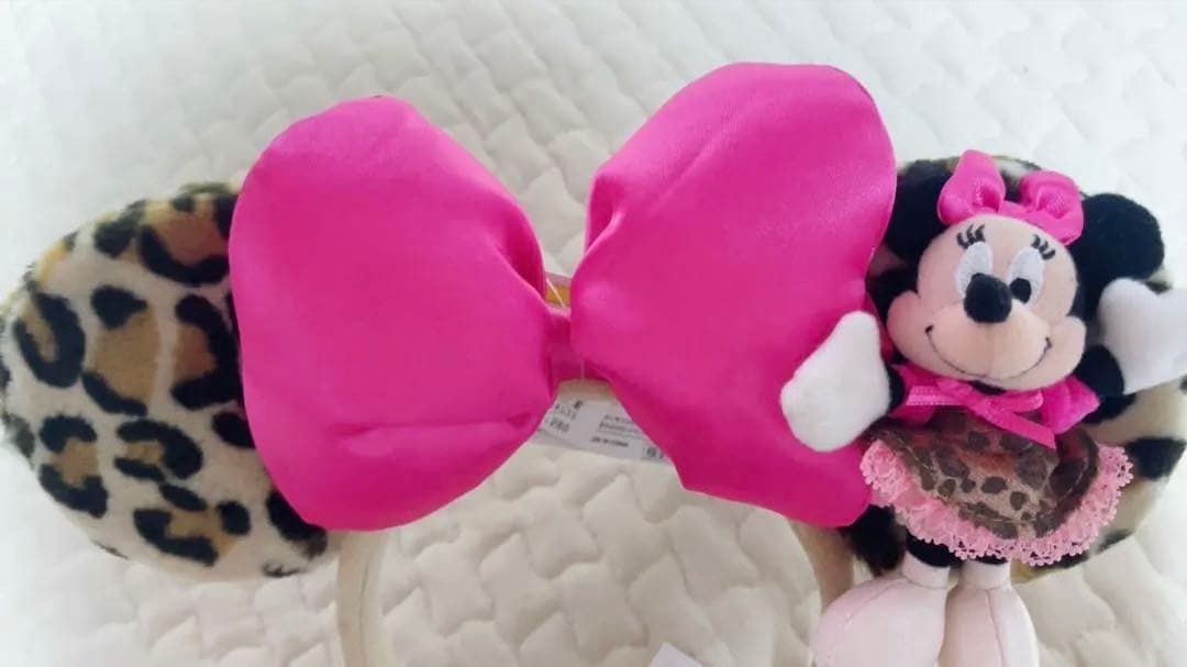 新品未使用　 ミニーマウス ヒョウ柄カチューシャ ぬいぐるみ付き