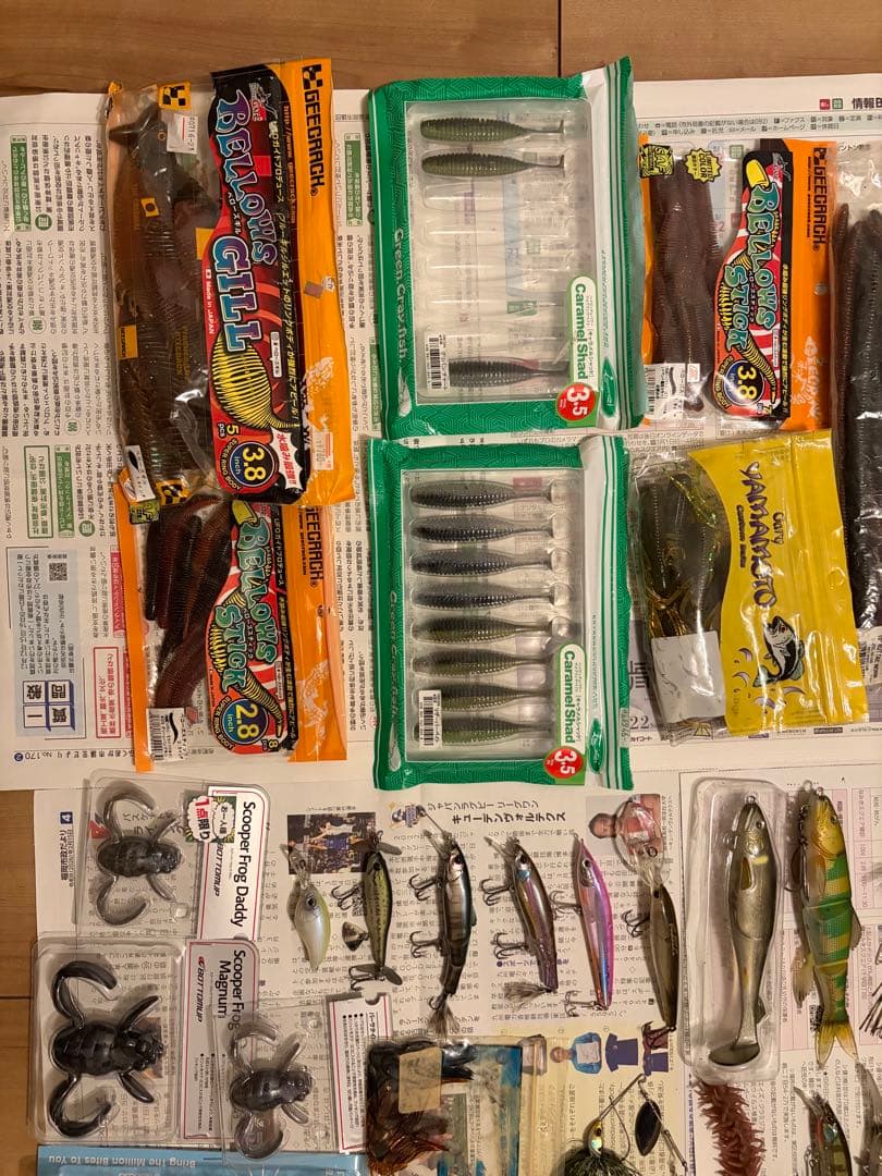定価10万相当【VERSUSケース付き】バス釣り引退セット 大量ルアーまとめ売り
