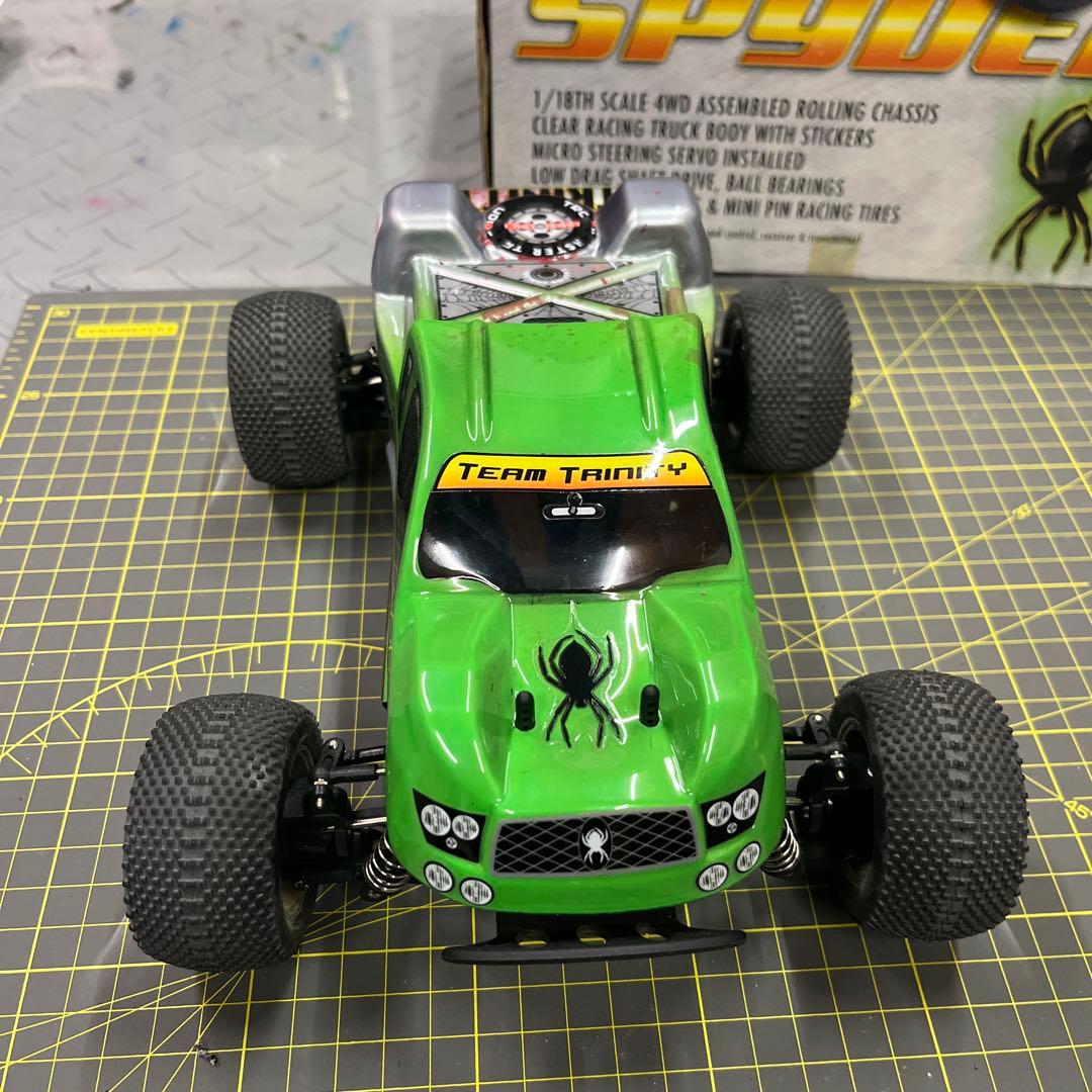 Itsy Bitsy Pro 1/18 京商　ラジコン　スパイダー　トリニティ