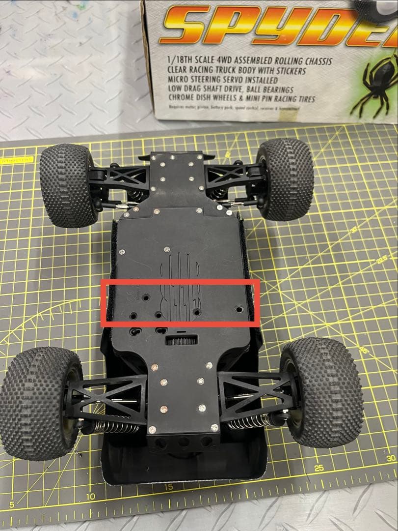 Itsy Bitsy Pro 1/18 京商　ラジコン　スパイダー　トリニティ