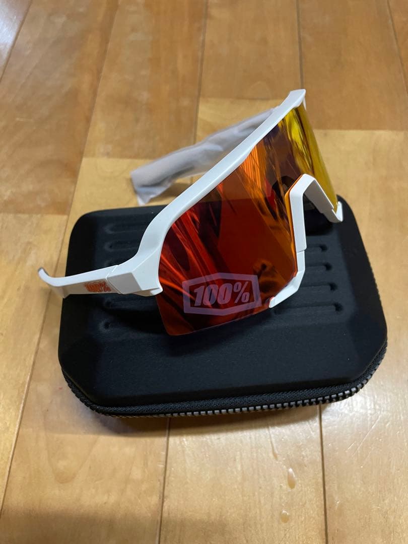 新品100%S3 Soft Tact White Redサングラスマラソン野球