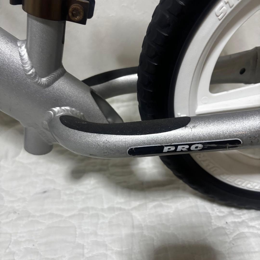 ストライダー プロ シルバー 12インチ 子供 キッズ 幼児用自転車 プレート