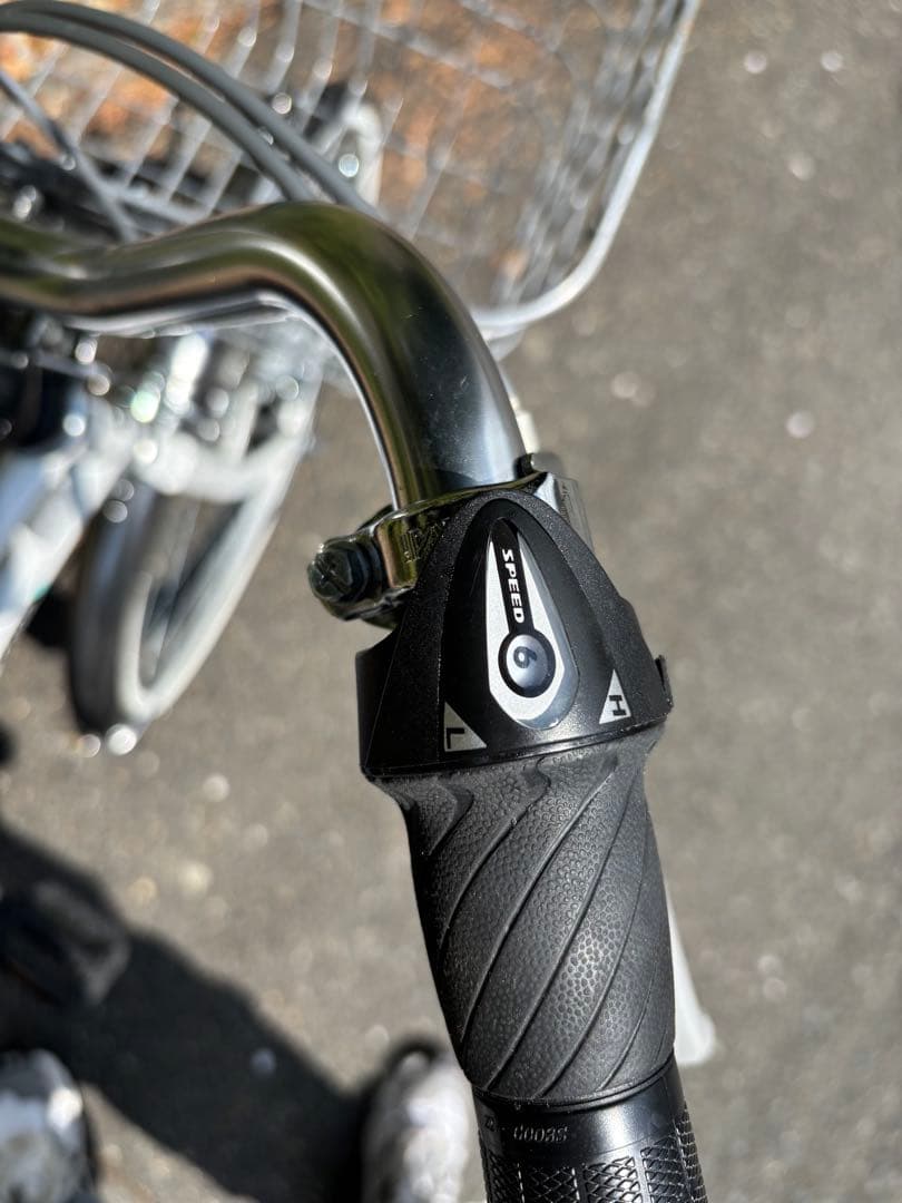 【お引取のみ】 Asahiアサヒ自転車 ホワイト シティサイクル 前カゴ付き