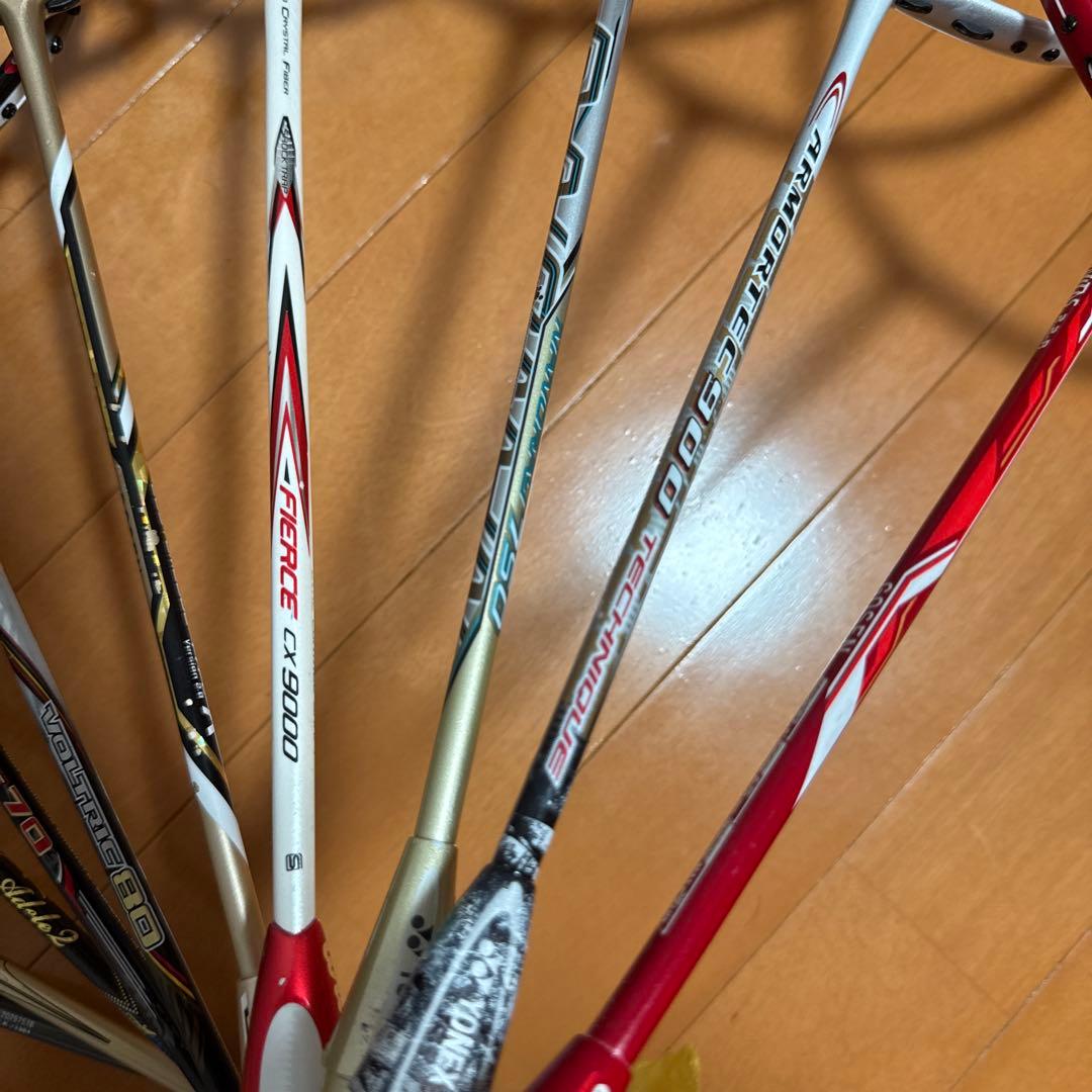 25万円相当のバドミントンラケット10本セット