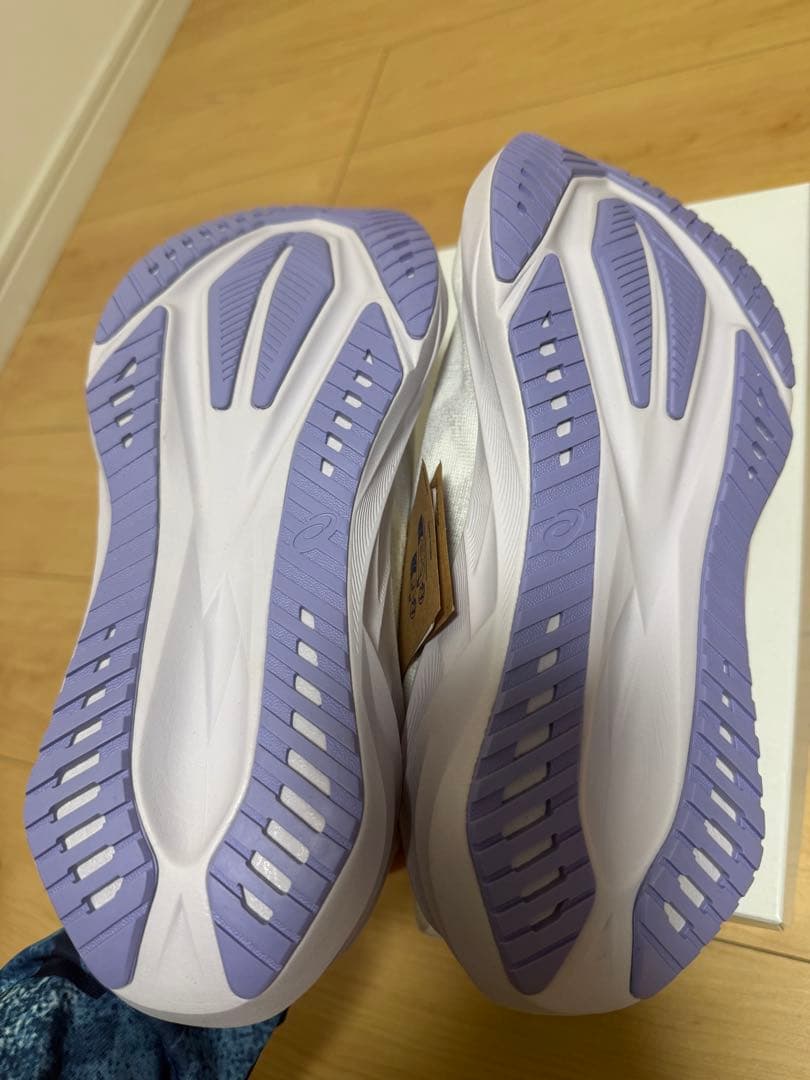 新品　ASICS NOVABLAST５　26cm ノヴァブラスト５
