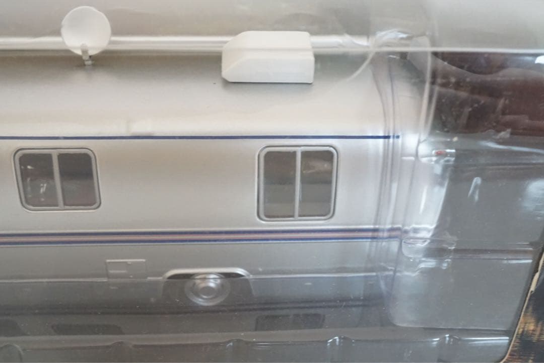 ミニカー GREENLIGHT 1981 AIRSTREAM EXCELLA 1/43
