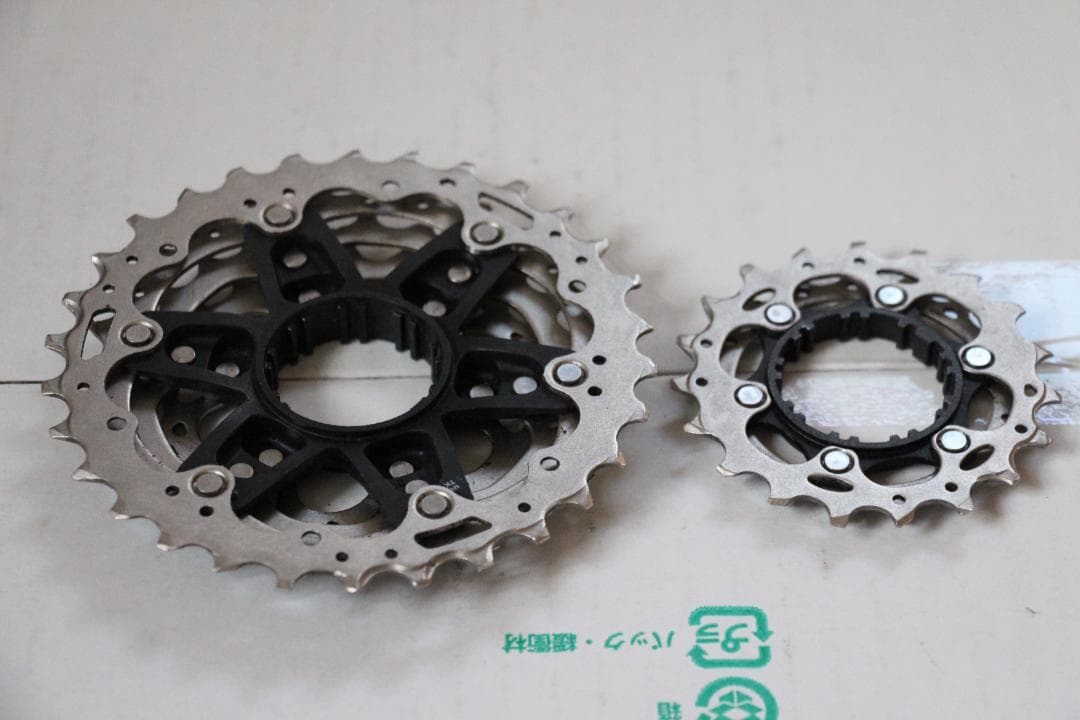 CS-R8100 11-30T 12s シマノ アルテグラ 12速 スプロケット