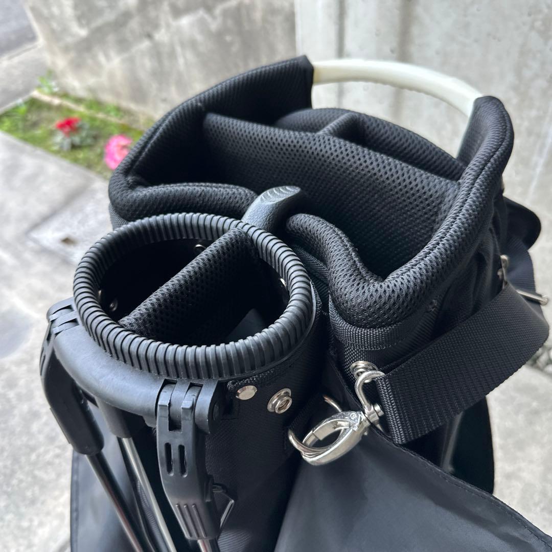 セルフスタンドバック内蔵キャディバック